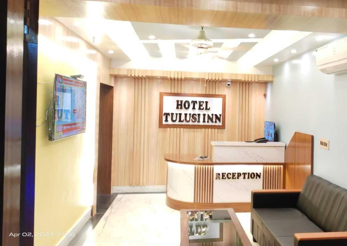 Oyo Hotel Tulusi Inn 볼푸르 외부 사진